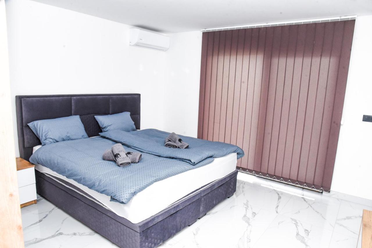 Luxury Villa M&B Τούζλα Εξωτερικό φωτογραφία