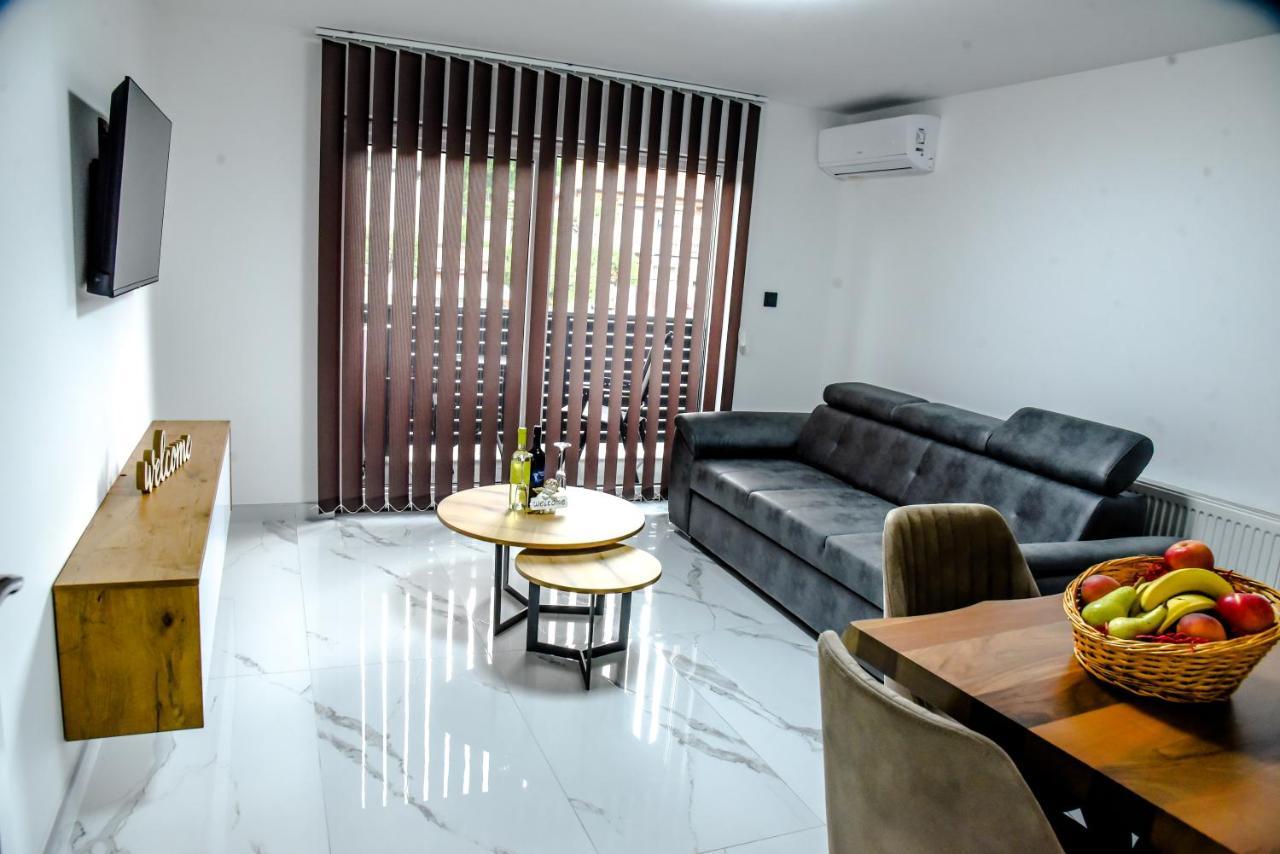 Luxury Villa M&B Τούζλα Εξωτερικό φωτογραφία