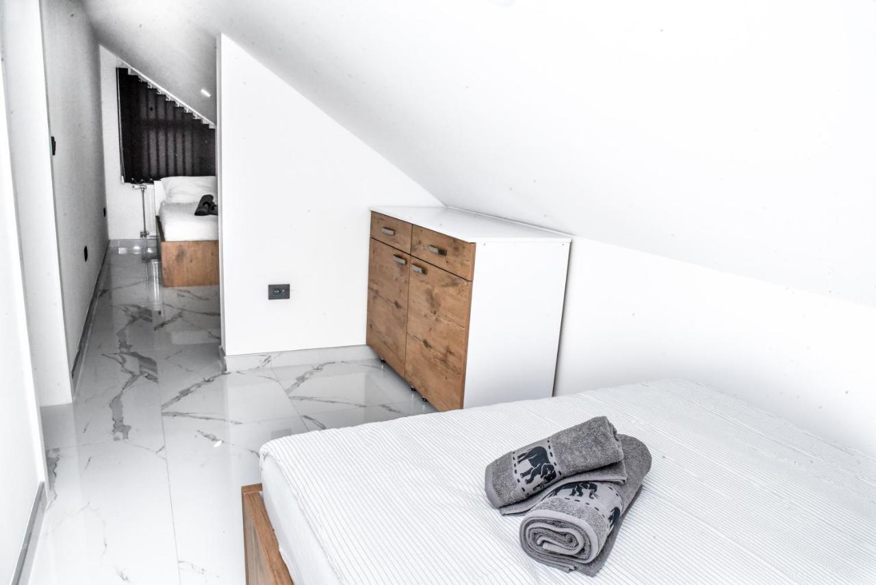 Luxury Villa M&B Τούζλα Εξωτερικό φωτογραφία